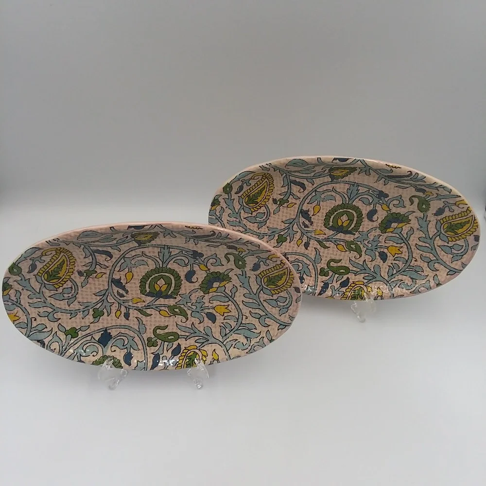 Set of 2 Pottery Barn Oval Salad Plates Blue Beige Paisley‎ Floral Accent Dishes